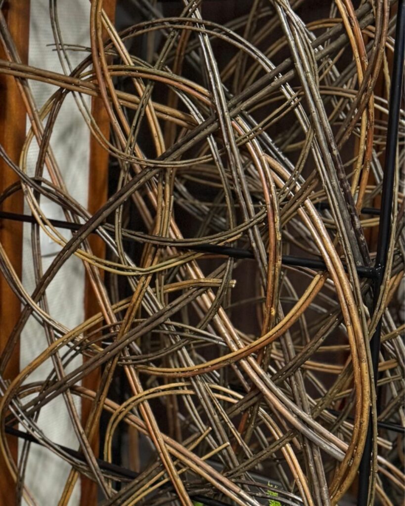 La vannerie des prés vanneriedespres Guichen Rennes Bretagne osier stage luminaire panier rotin Estelle Despres sac a main